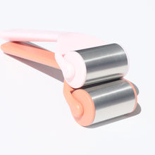 GLOWTECHS™ IceGlow Facial Ice Roller